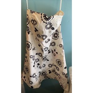 Printed Strapless Dress